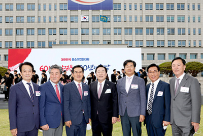 동문 지원